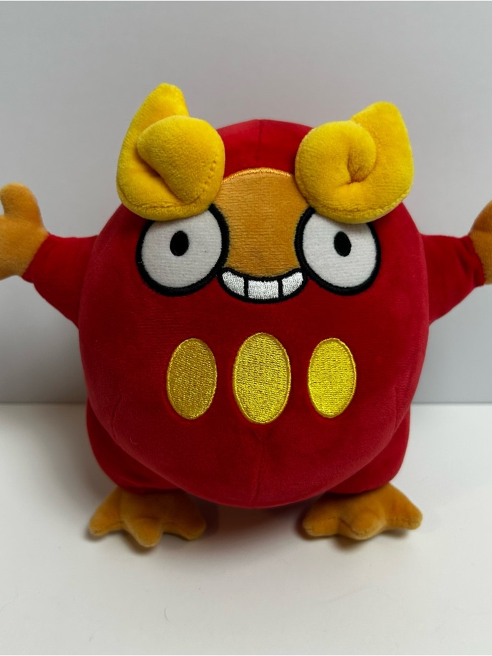 Pokémon Darumaka 8" plush toy soft red circular